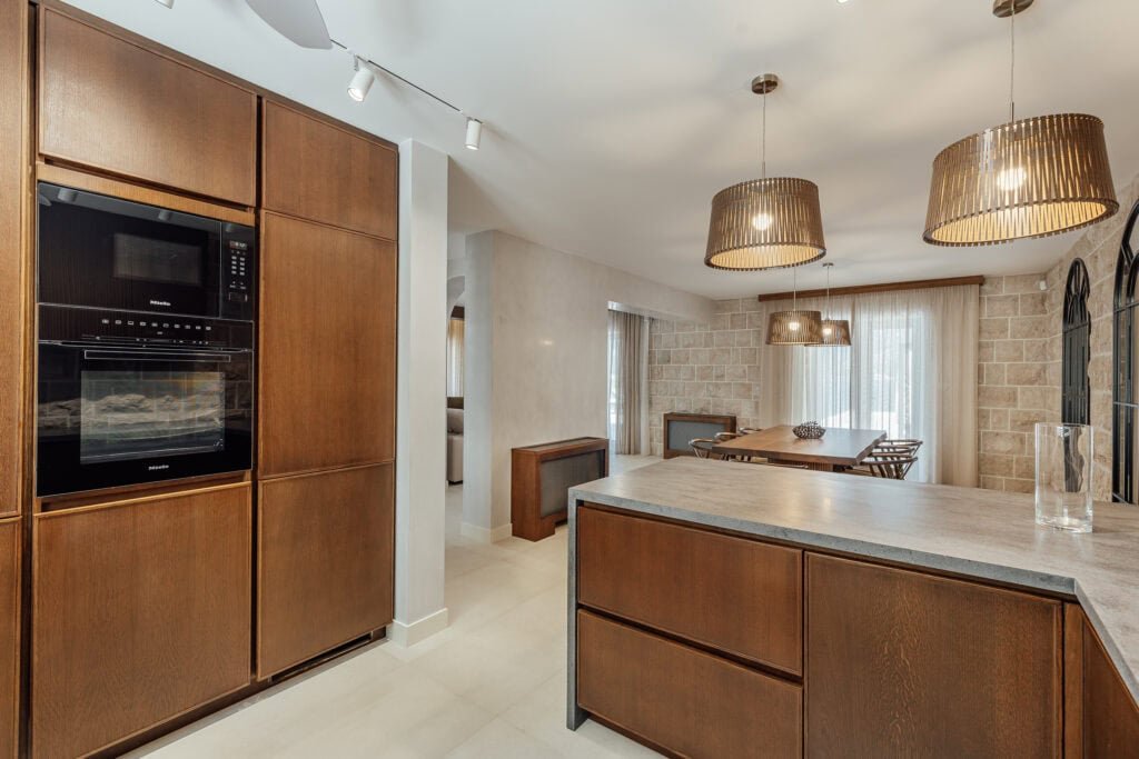 francis-york-montenegro-villa-ljuta-for-sale-15.jpg