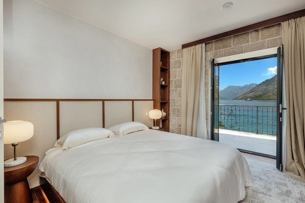 francis-york-montenegro-villa-ljuta-for-sale-5.jpg