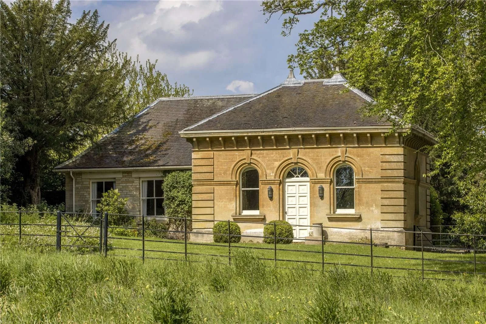 francis-york-kirtlington-park-savills-16.jpeg