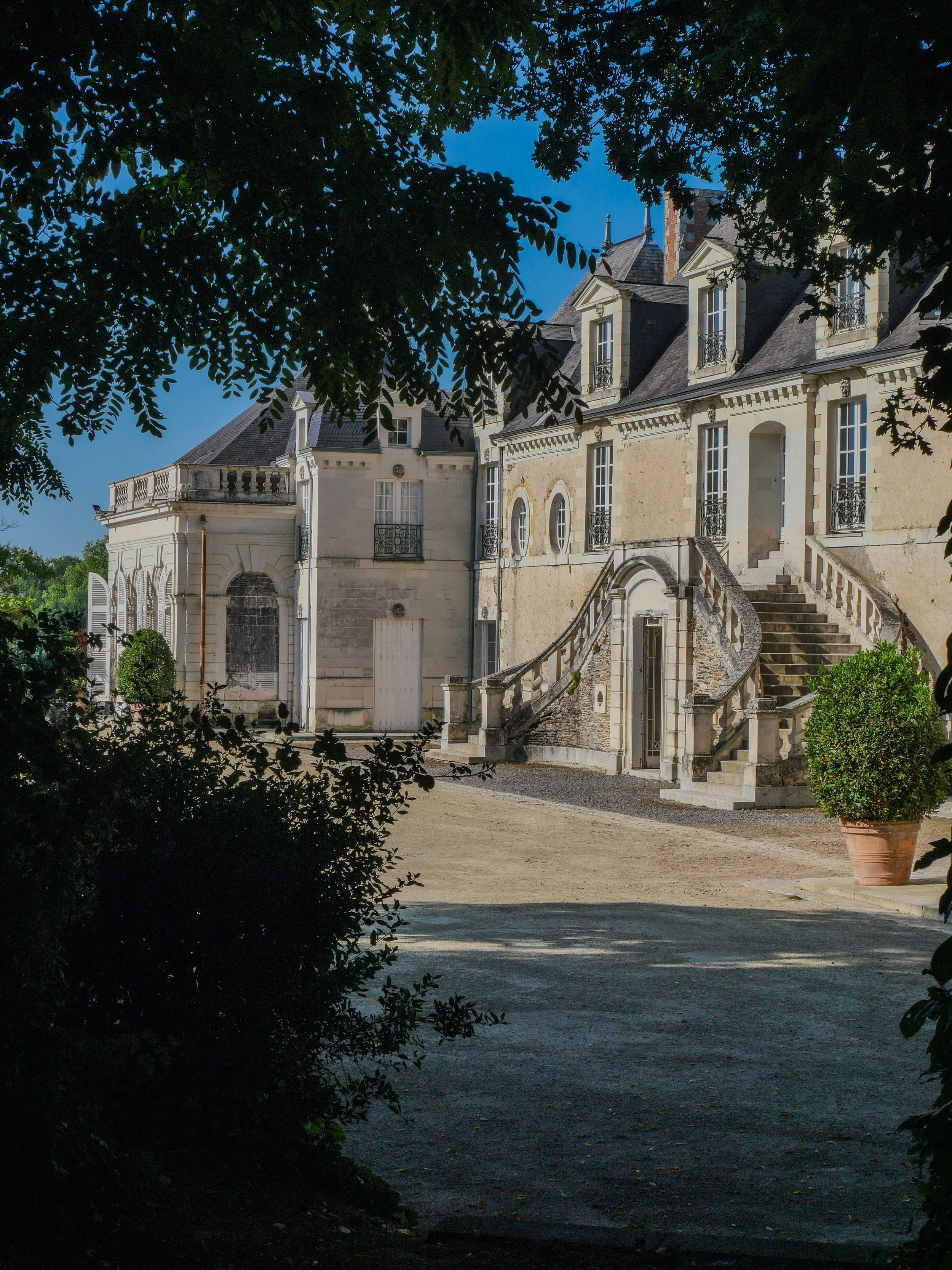 francis-york-anjou-chateau-kings-horses-denniel-immobilier-112.jpg
