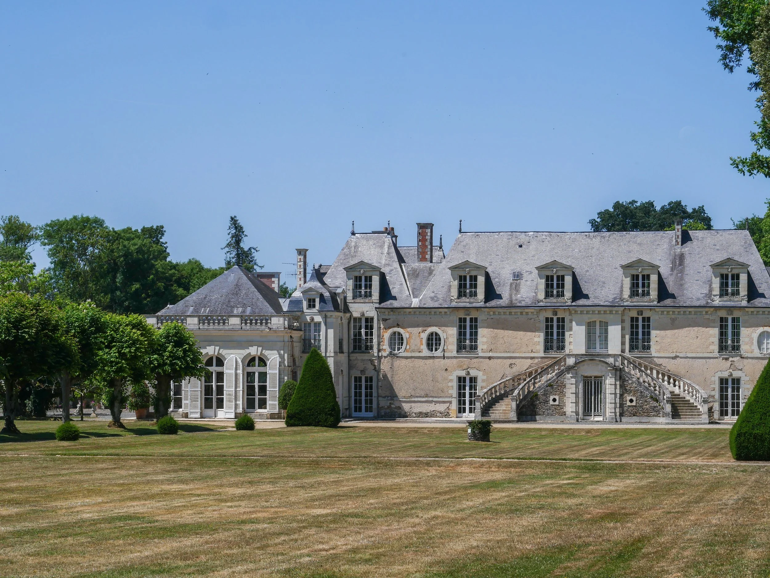 francis-york-anjou-chateau-kings-horses-denniel-immobilier-38.jpg