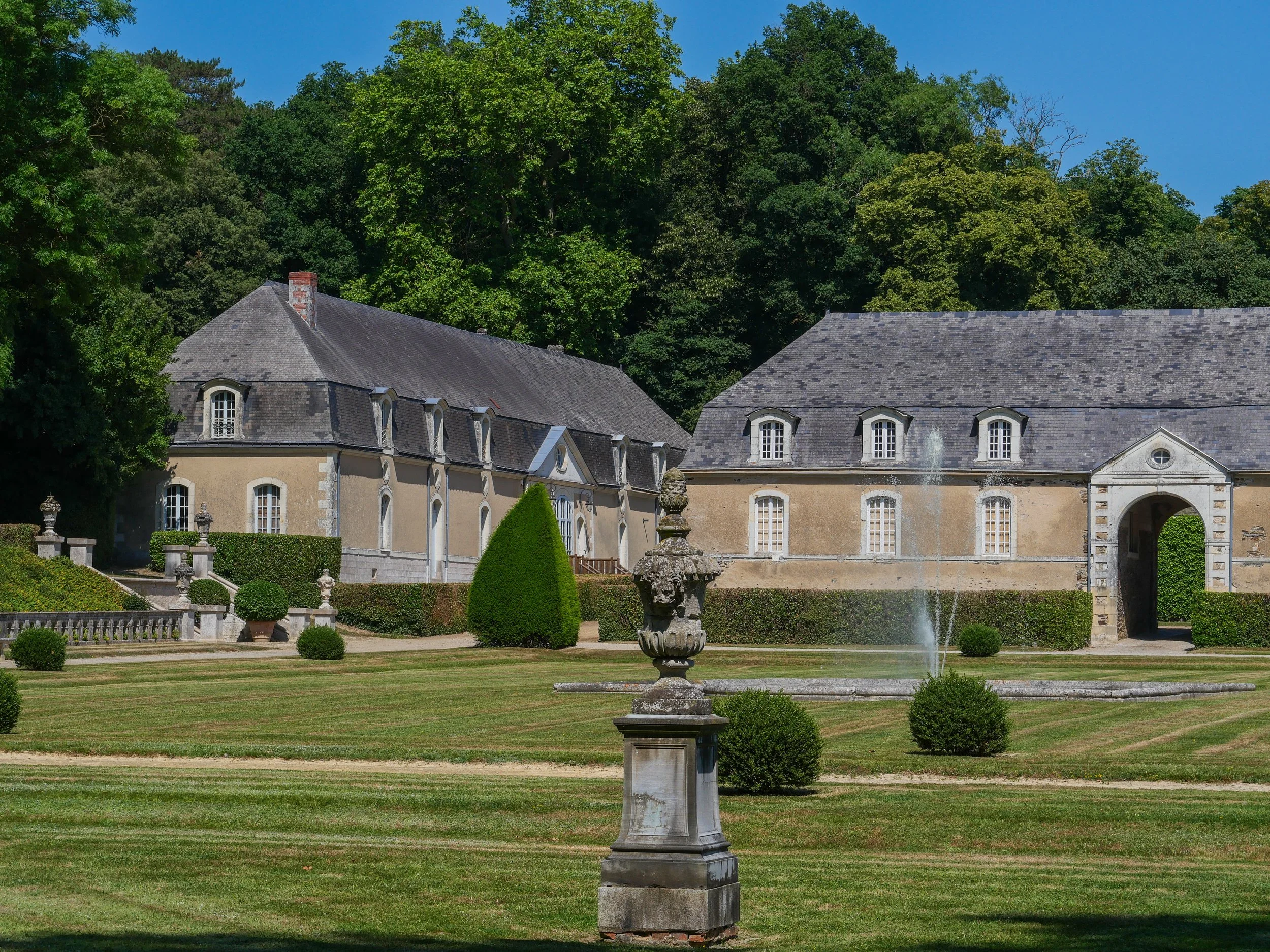 francis-york-anjou-chateau-kings-horses-denniel-immobilier-69.jpg