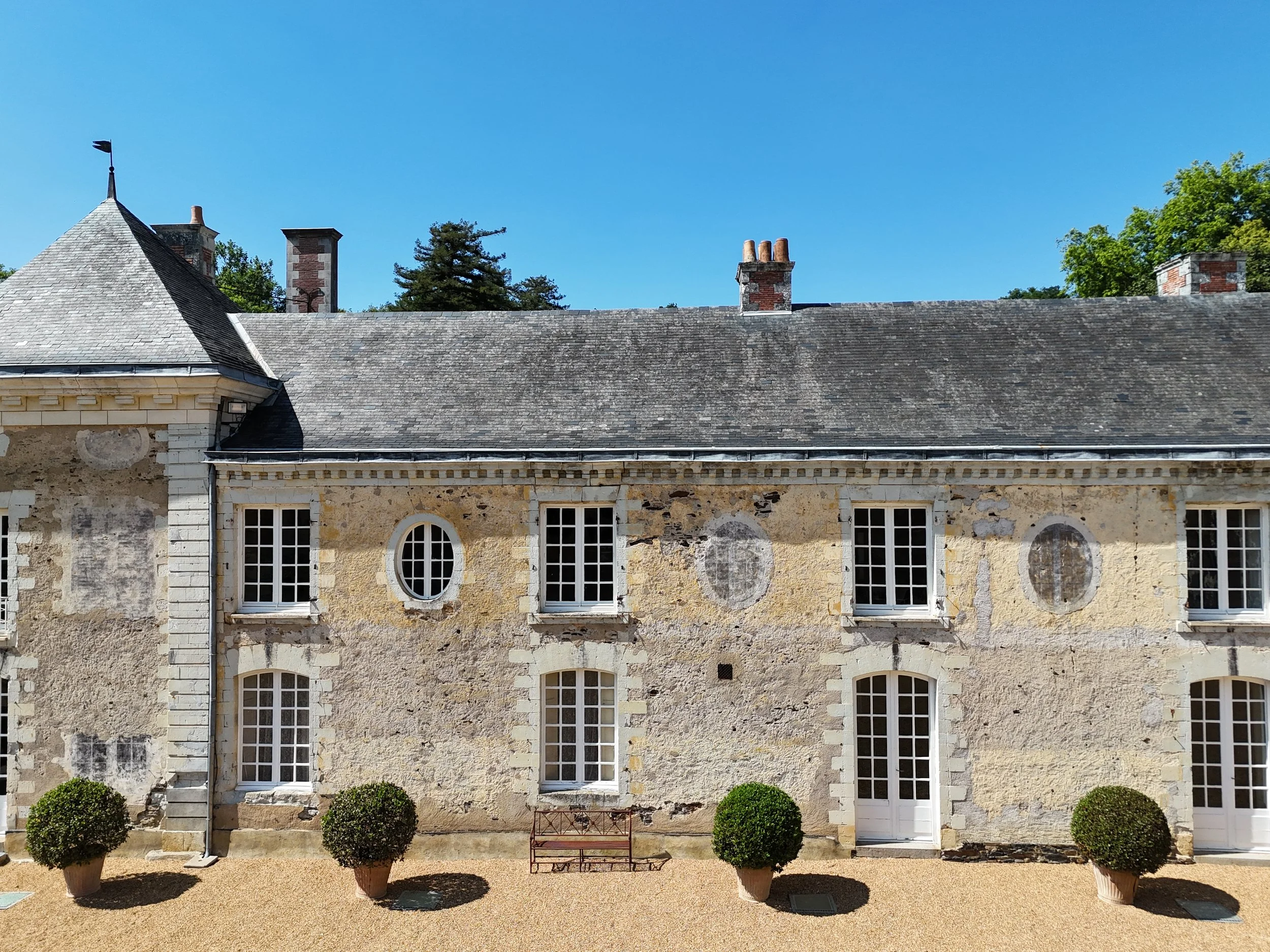 francis-york-anjou-chateau-kings-horses-denniel-immobilier-8.JPG