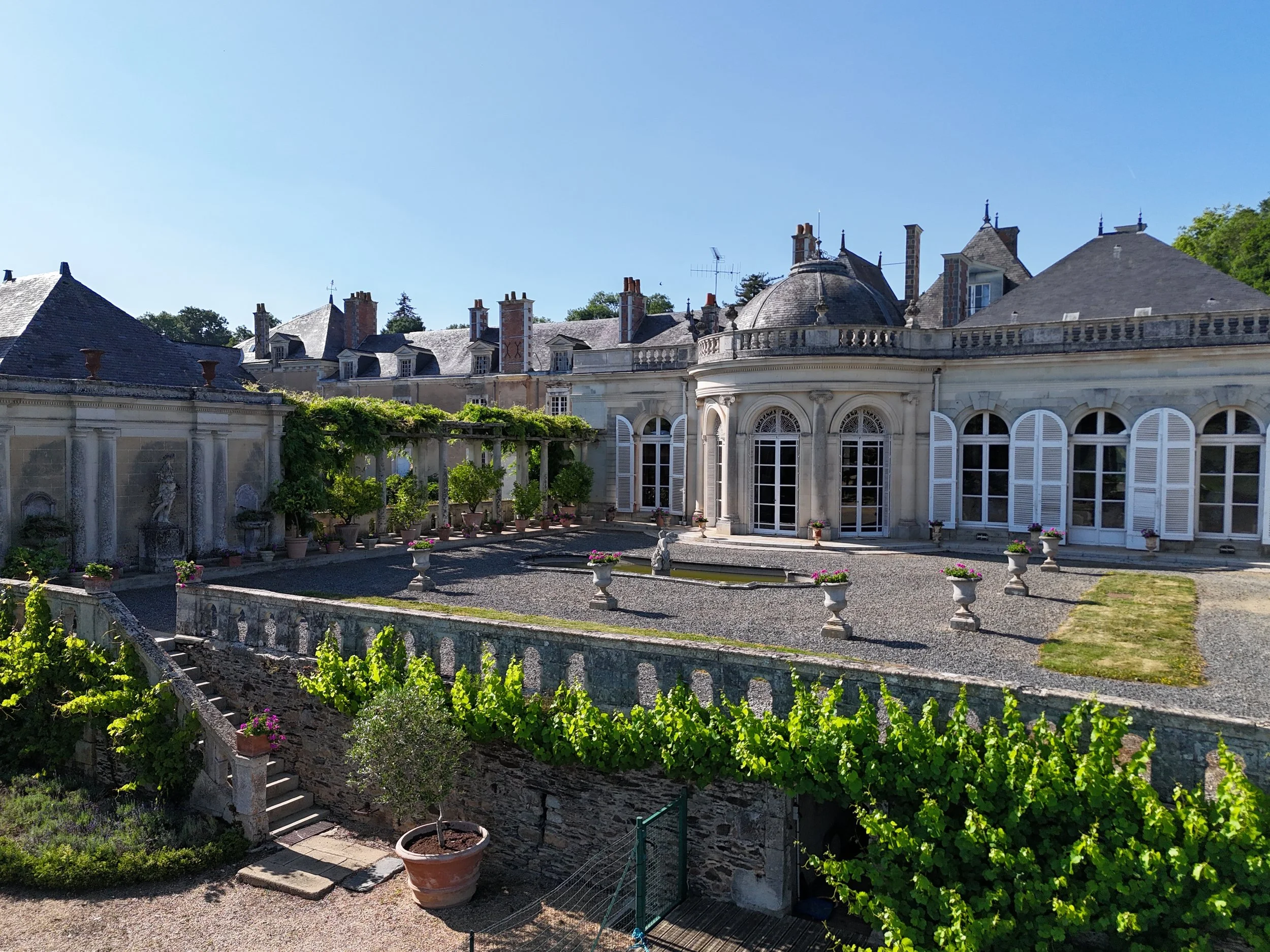 francis-york-anjou-chateau-kings-horses-denniel-immobilier-15.JPG
