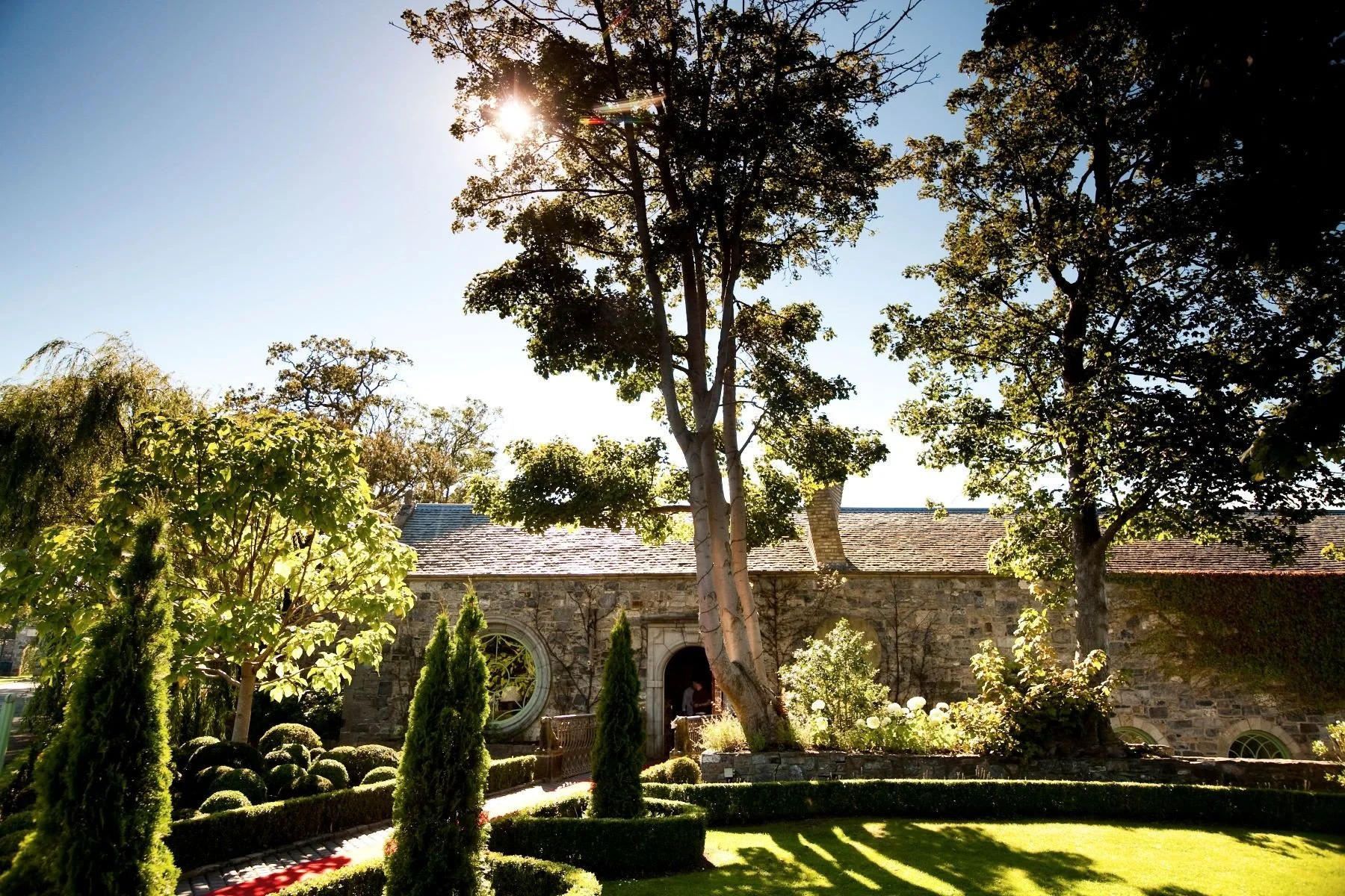 irish-village-restored-by-ryanair-founder-tony-ryan-20-million-8.jpeg