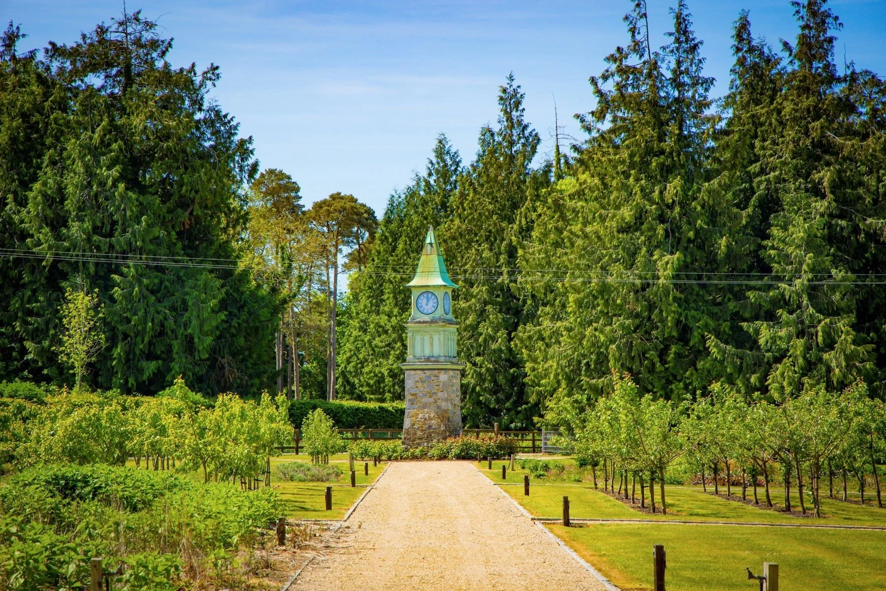 irish-village-restored-by-ryanair-founder-tony-ryan-20-million-18.jpeg