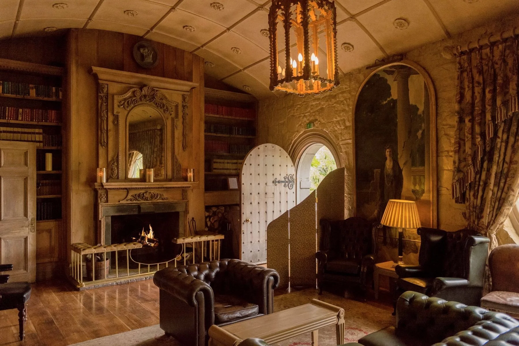 irish-village-restored-by-ryanair-founder-tony-ryan-20-million-21.jpeg