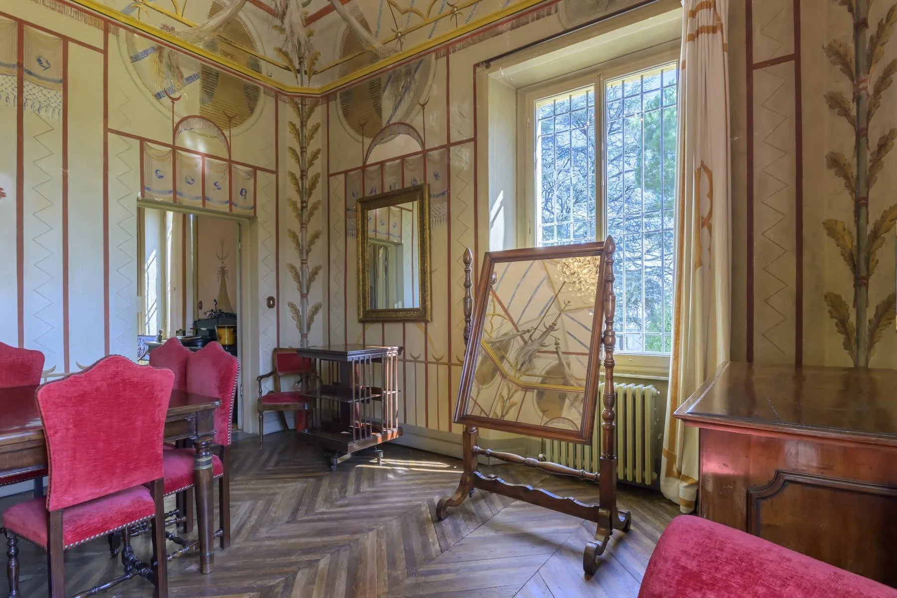 francis-york-francis-york-villa-impero-bologna-frescoed-villa-12.jpg