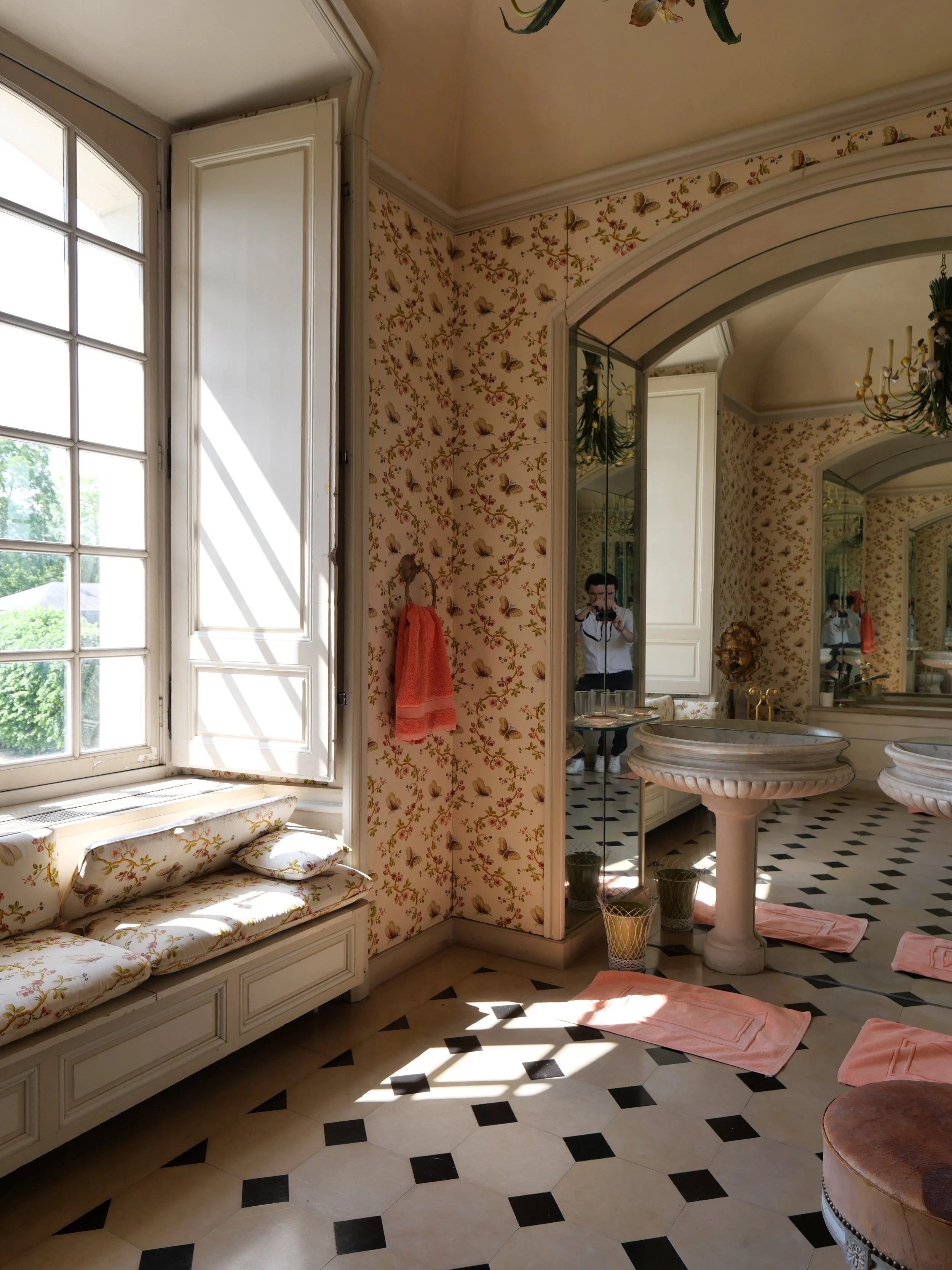 francis-york-18th-century-chateau-60km-from-paris-91.JPG