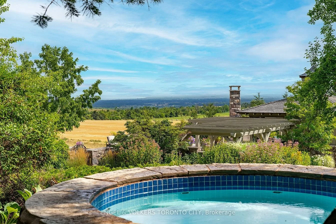 francis-york-tally-ho-106-acre-country-estate-ontario-22.jpg