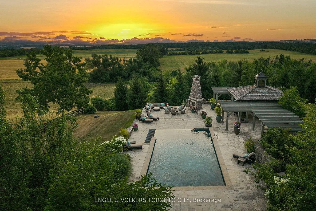 francis-york-tally-ho-106-acre-country-estate-ontario-25.jpg