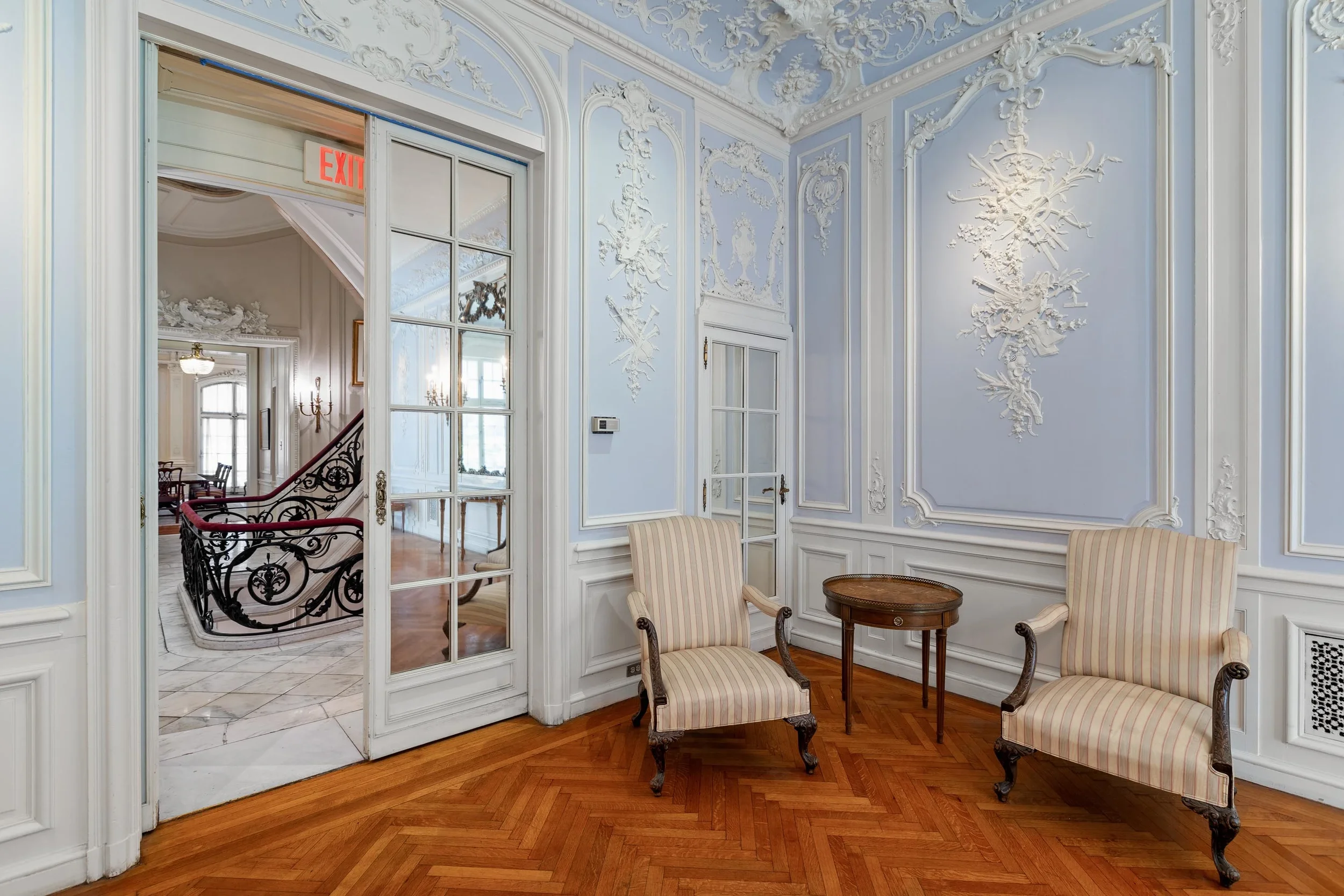 1629-locust-street-philadelphia-1902-mansion-railroad-sugar-heir-concierge-auctions-11.webp