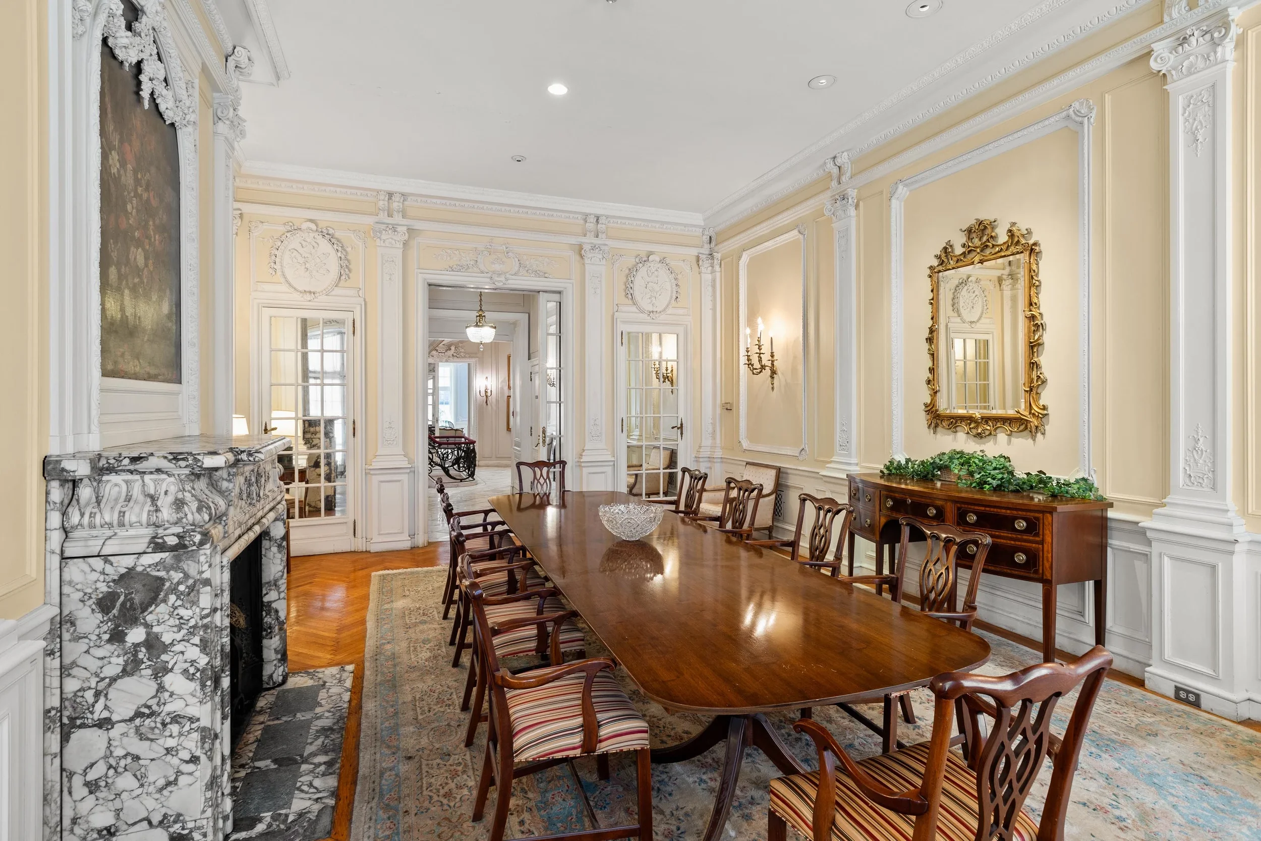 1629-locust-street-philadelphia-1902-mansion-railroad-sugar-heir-concierge-auctions-17.webp