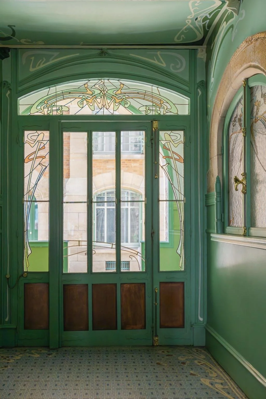 francis-york-Paris-Hector-Guimard-Castel-Beranger-3.jpeg