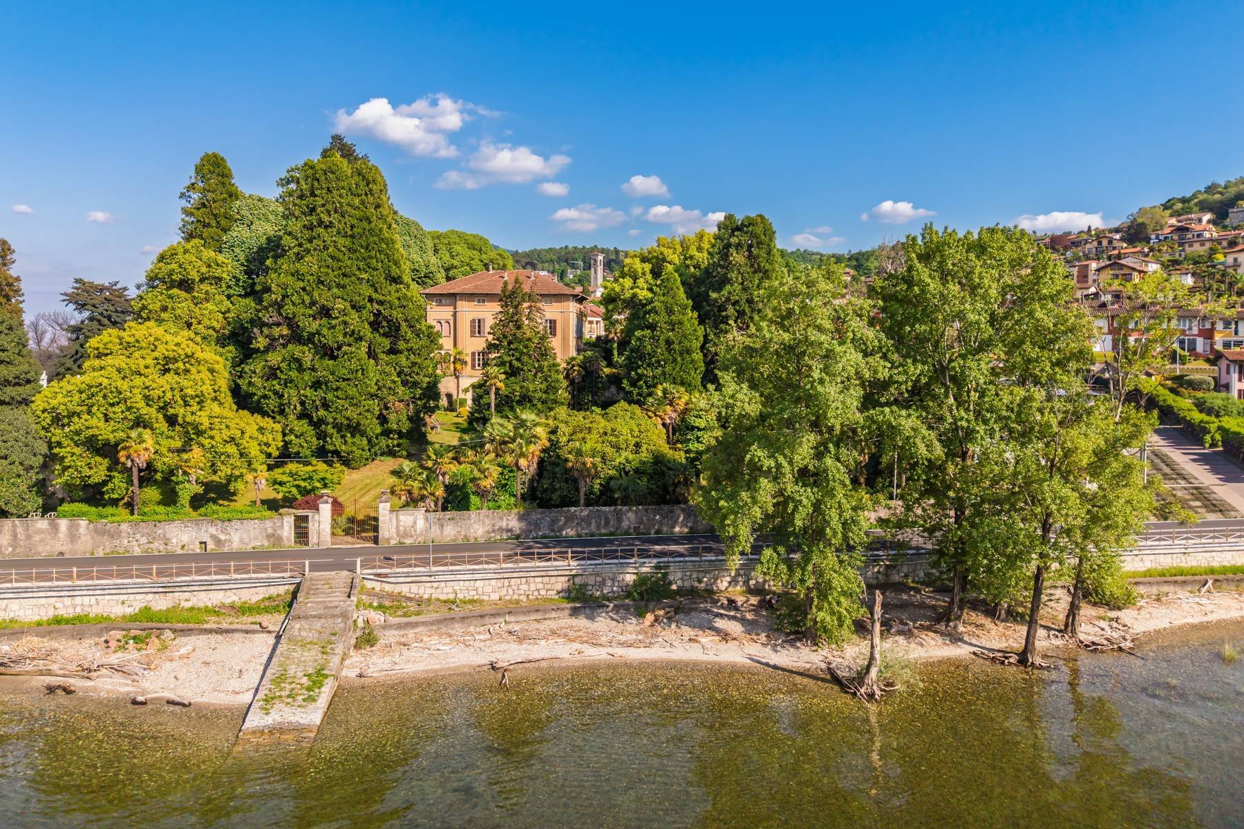 francis-york-lake-maggiore-liberty-villa-germignaga-italy-13.jpg