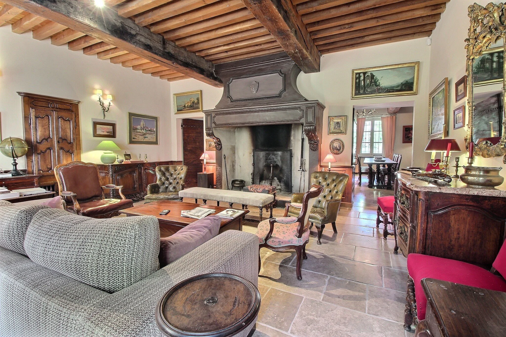 country-estate-near-nimes-france-for-sale-17.jpg