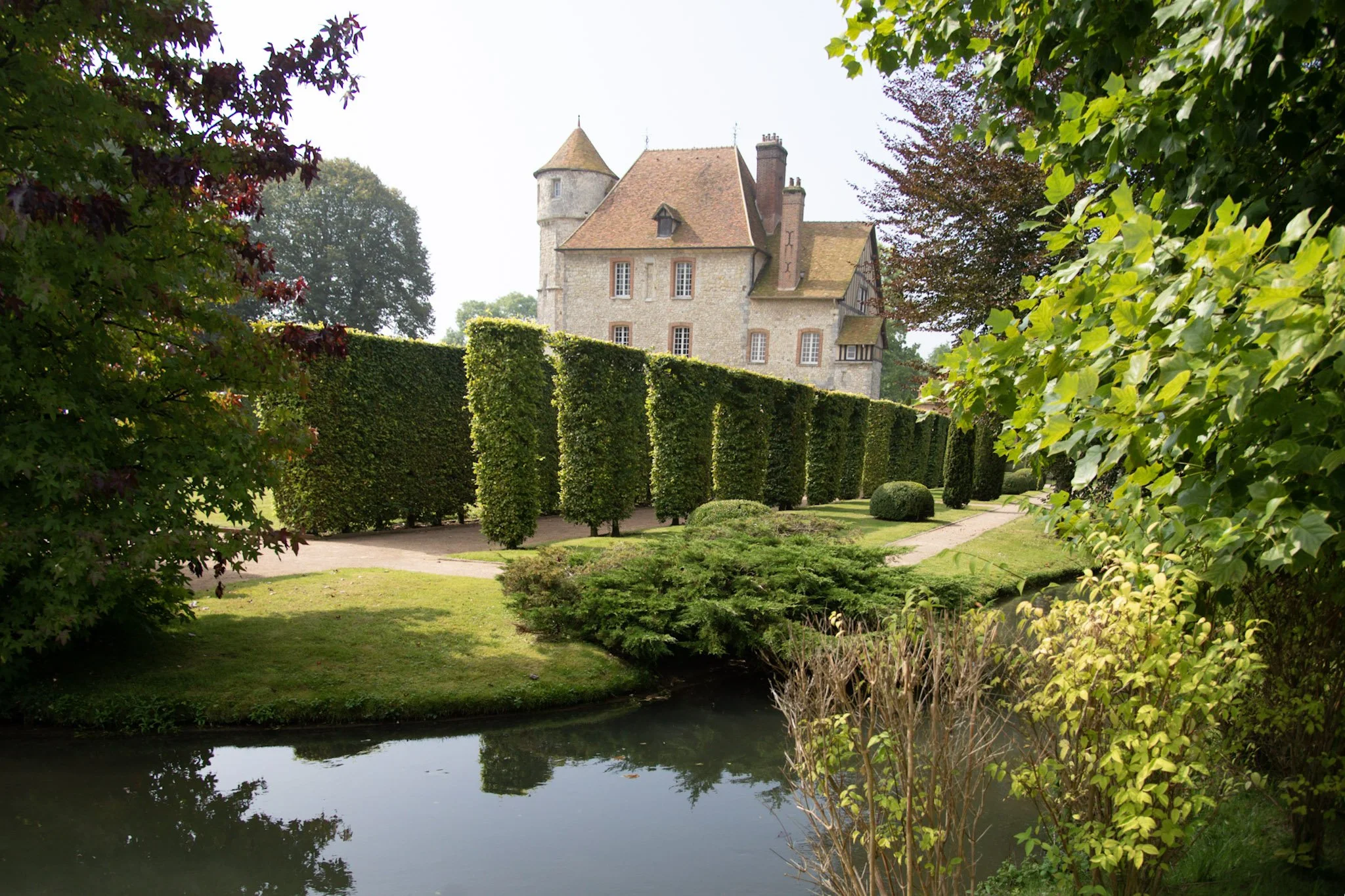 medieval-chateau-normandy-art-centre-denniel-immobilier-15.jpg