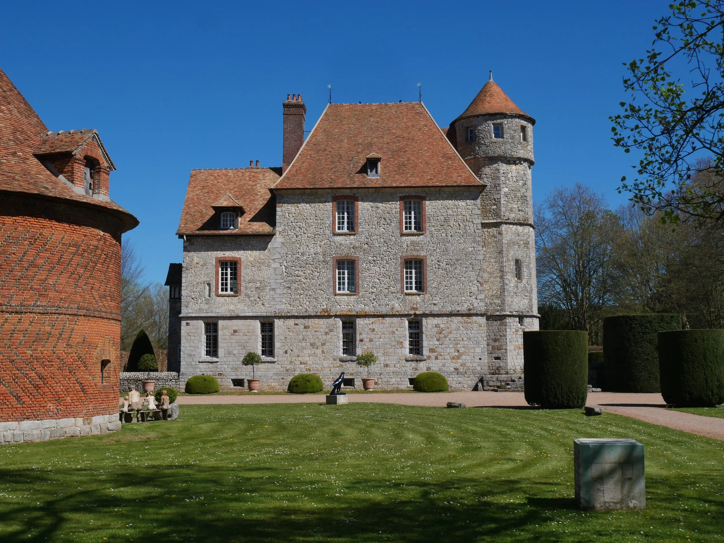 medieval-chateau-normandy-art-centre-denniel-immobilier-45.JPG