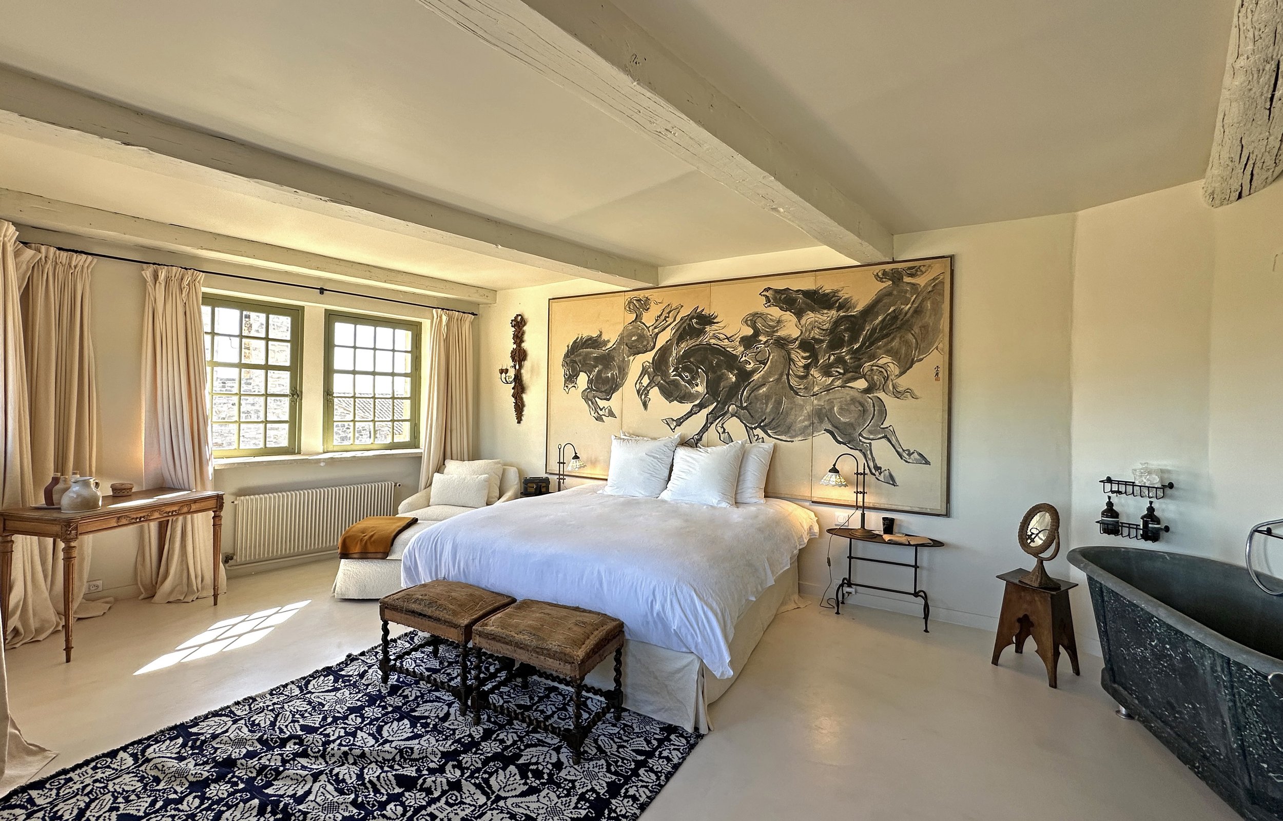 17th-century-private-mansion-provence-enclave-des-papes-emile-garcin-29.jpg