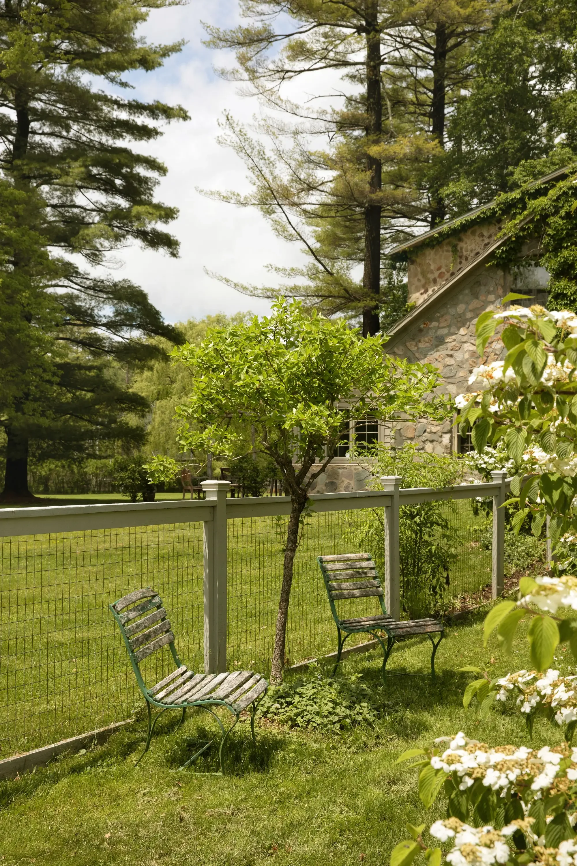 library-lane-artist-retreat-woodstock-ny-for-sale=50.webp