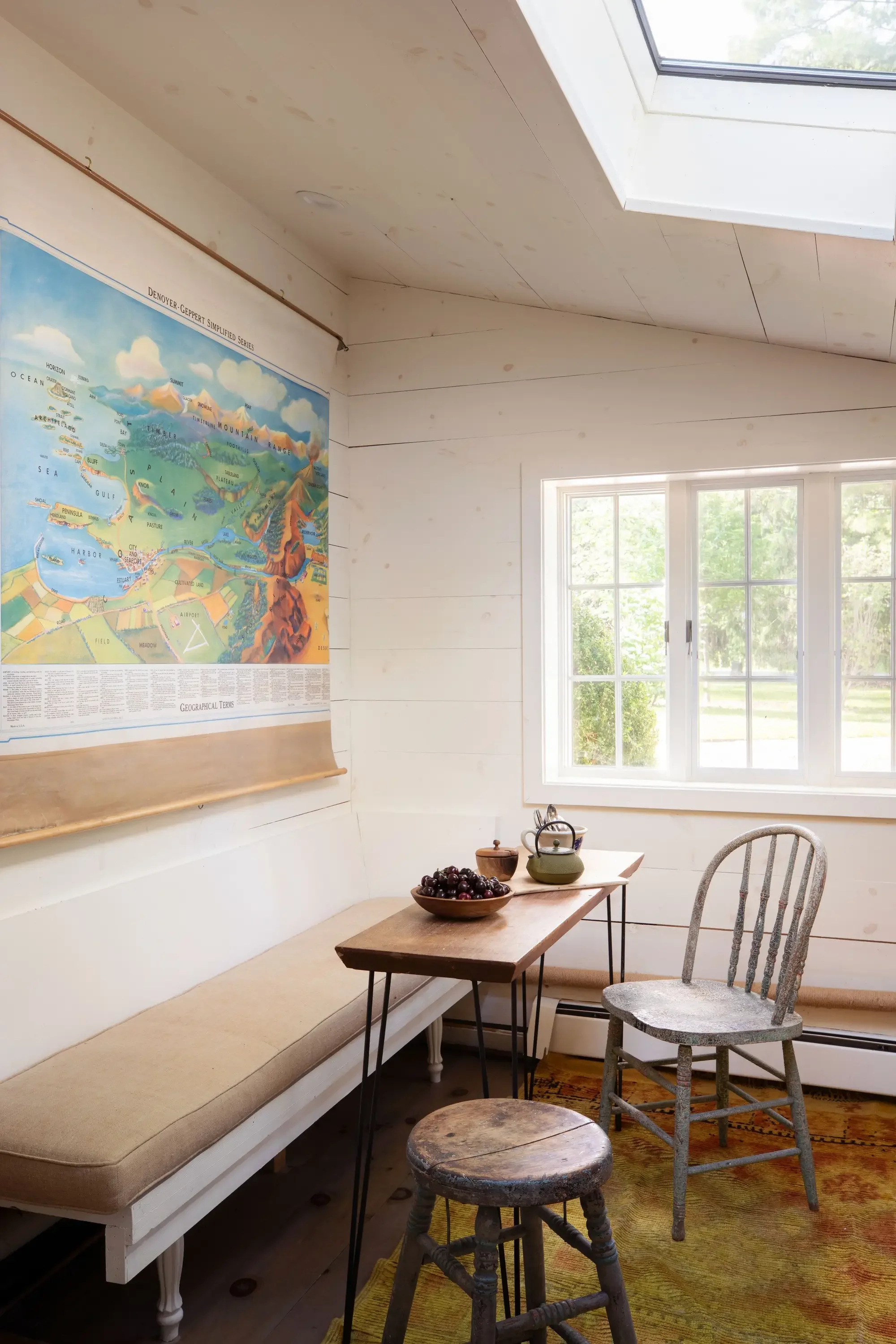 library-lane-artist-retreat-woodstock-ny-for-sale=39.webp