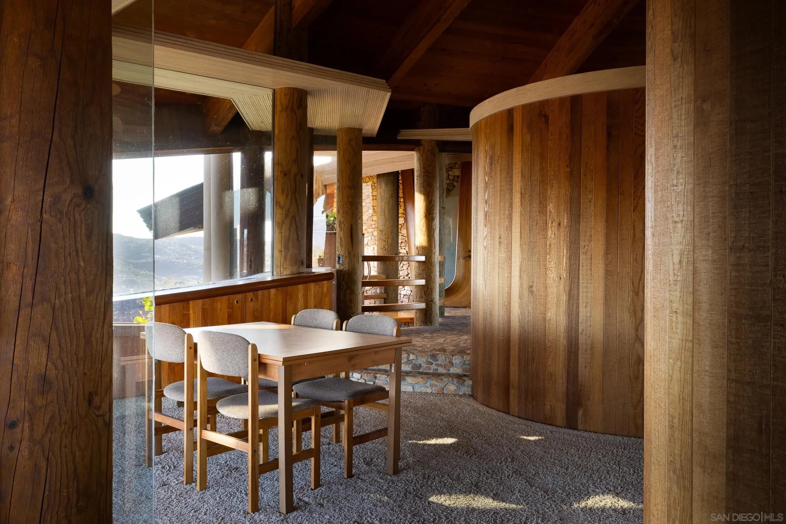 fy-bailey-house-kendrick-bangs-kellogg-valley-center-california-4.webp