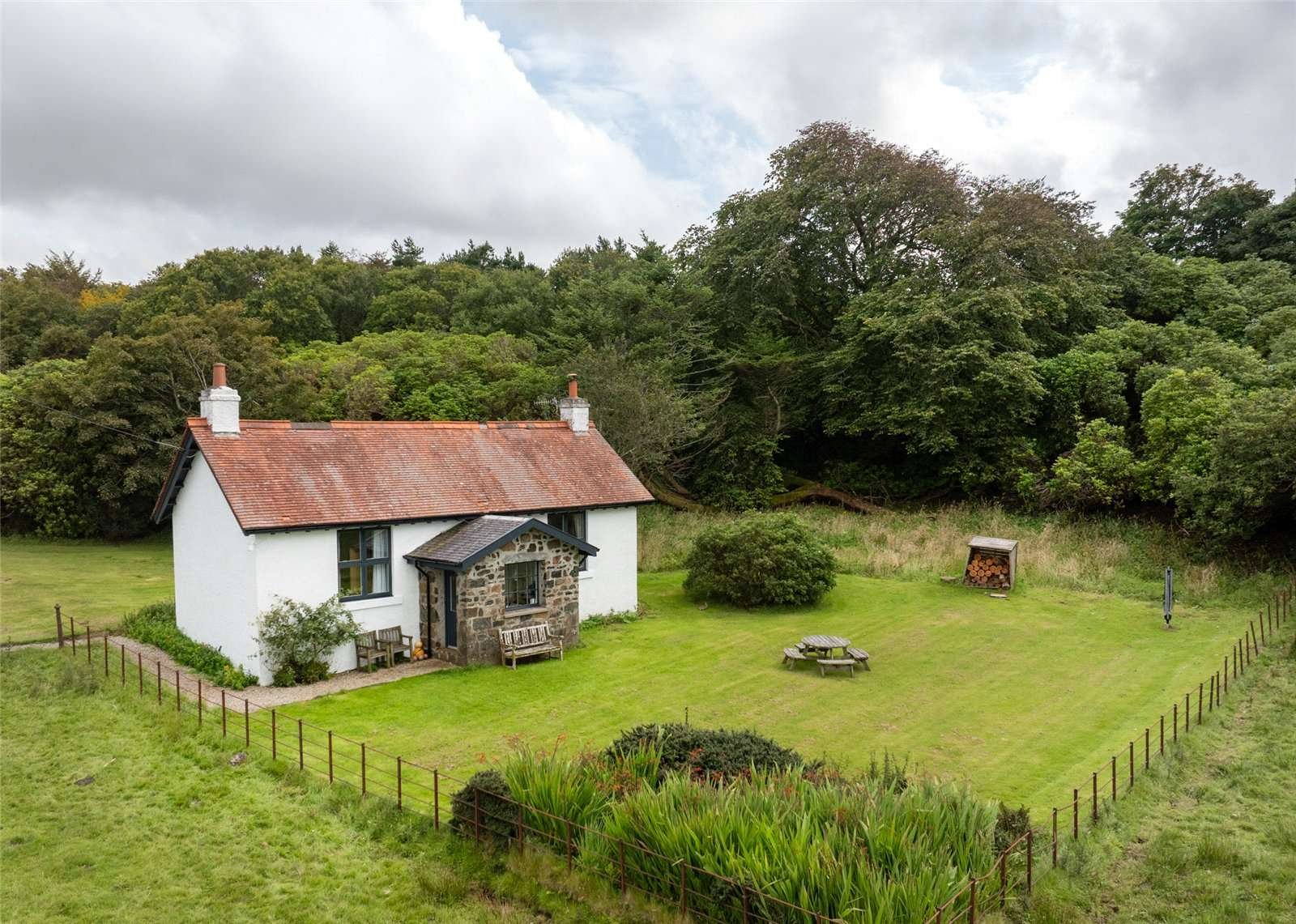 fy-scottish-castle-on-a-remote-island-with-3702-acres-and-3-miles-of-atlantic-coastline-lists-for-9-million-30.jpg