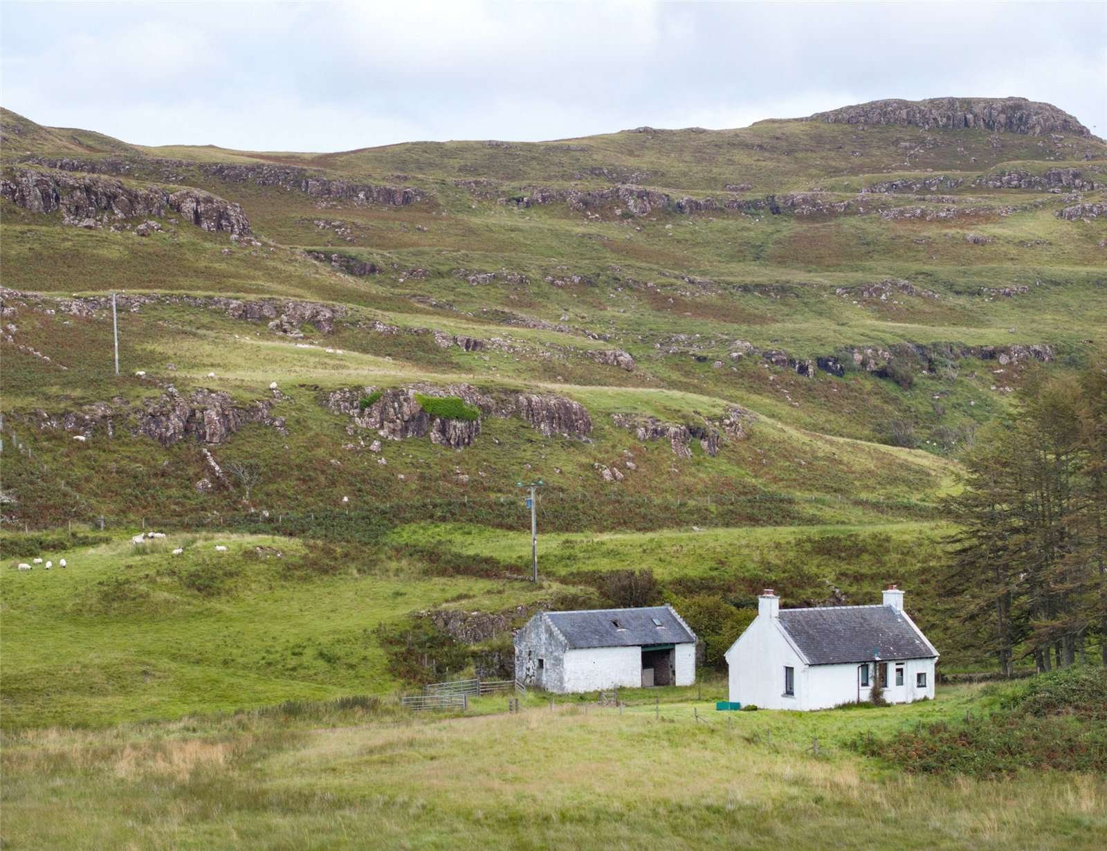fy-scottish-castle-on-a-remote-island-with-3702-acres-and-3-miles-of-atlantic-coastline-lists-for-9-million-32.jpg