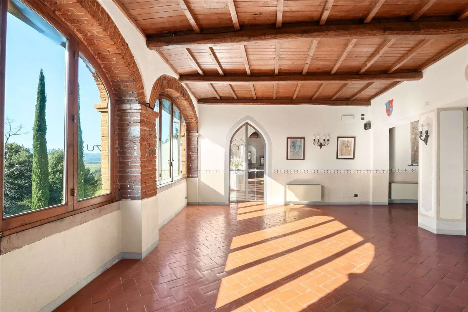 FY-tenuta-poggitazzi-arezzo-tuscany-estate-15th-century-villa-vineyards-agriturismo-17.jpg