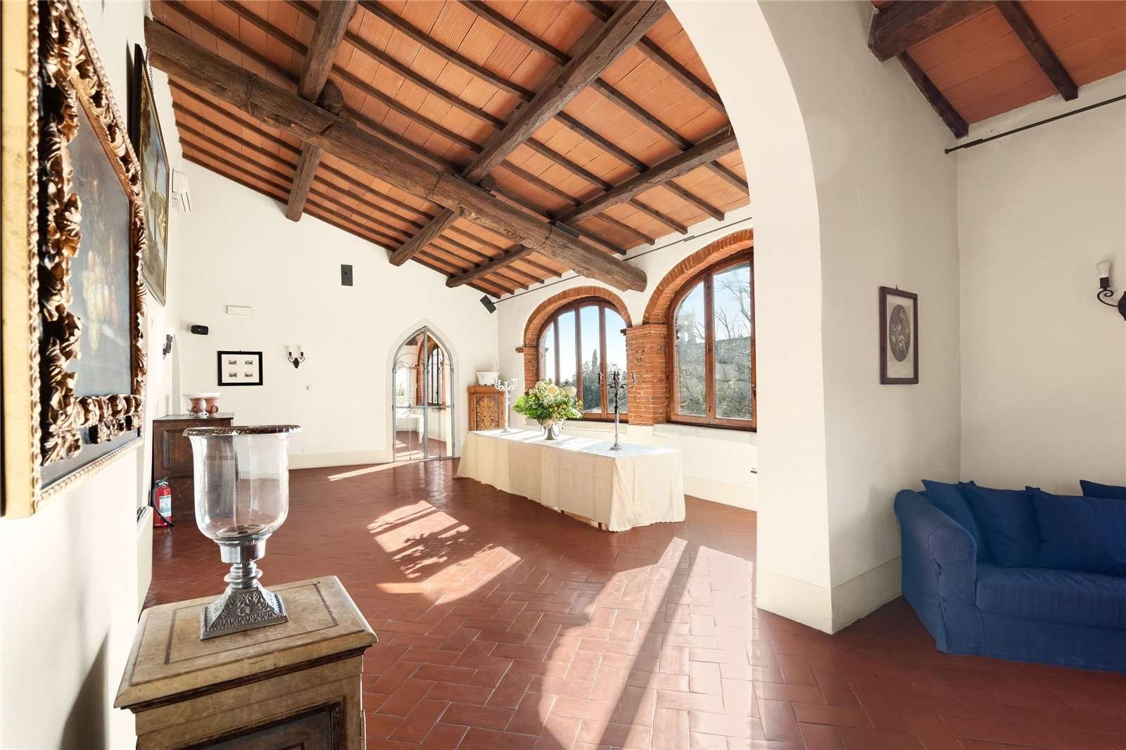 FY-tenuta-poggitazzi-arezzo-tuscany-estate-15th-century-villa-vineyards-agriturismo-13.jpg