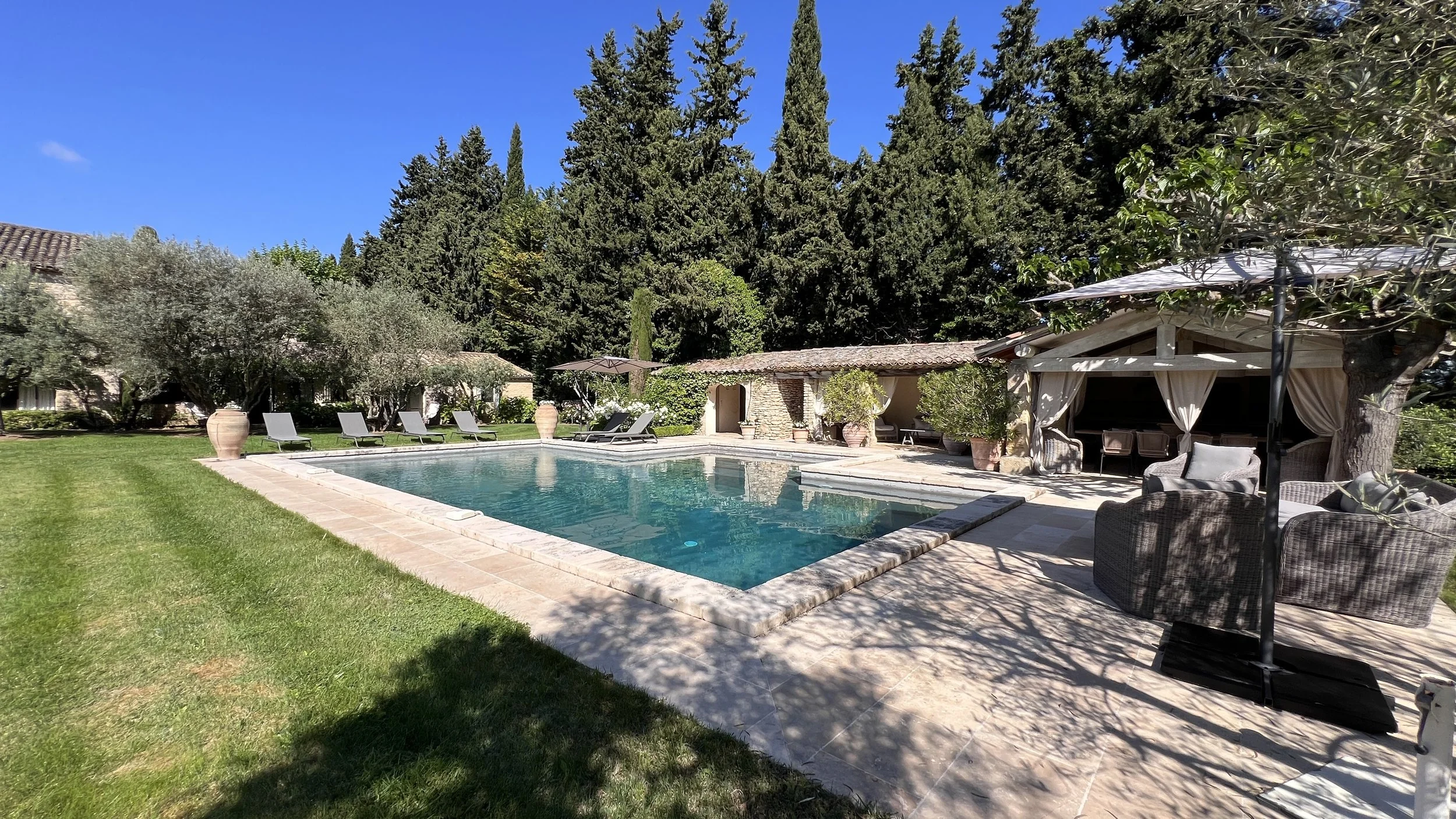 fy-provencal-farmhouse-for-sale-oppede-le-vieux-luberon-france-28.JPG