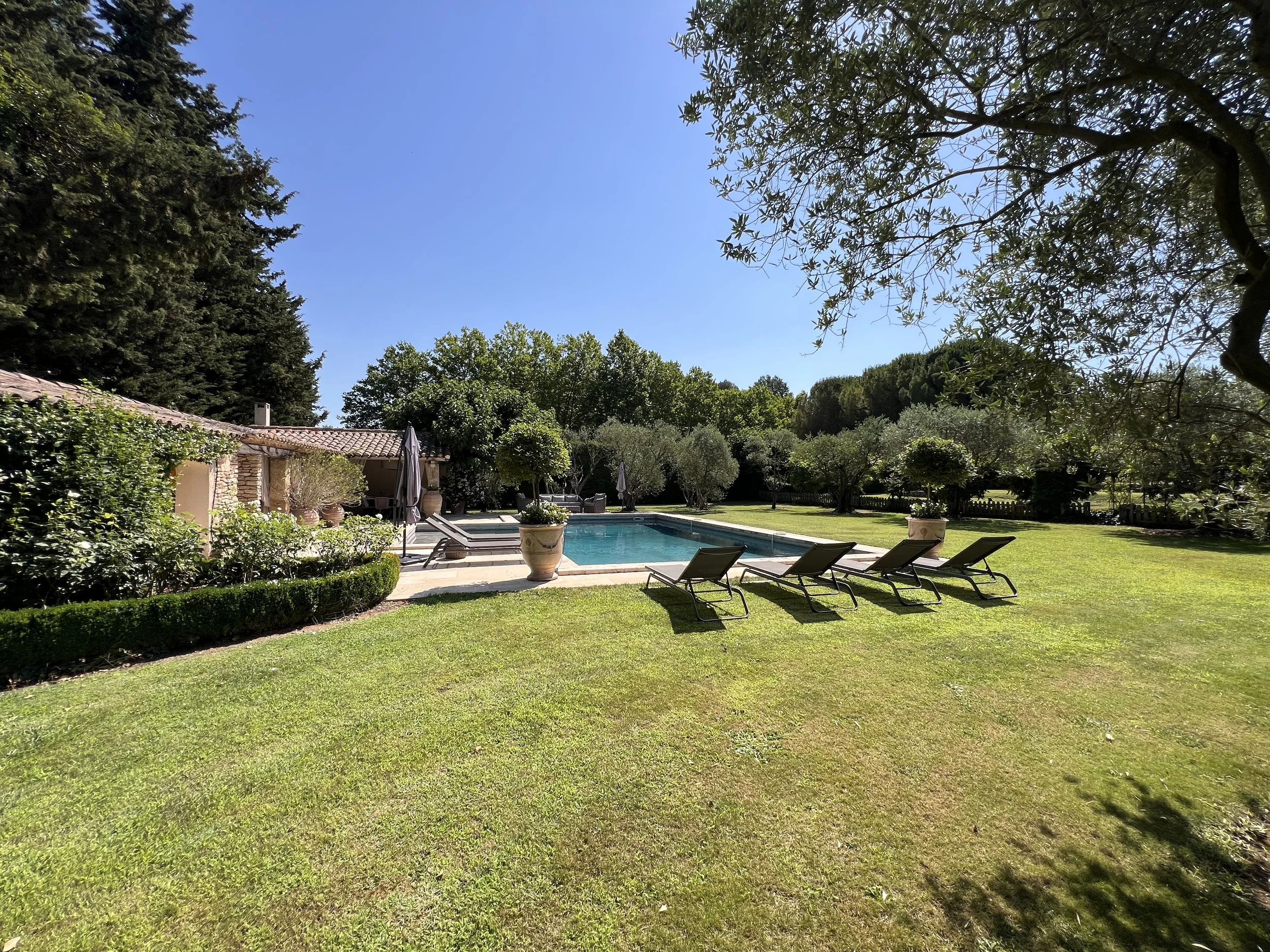 fy-provencal-farmhouse-for-sale-oppede-le-vieux-luberon-france-15.JPG