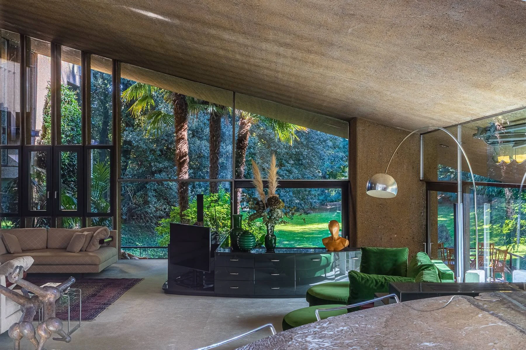 fy-francesco-castiglioni-brutalist-villa-cusano-milanino-1.jpg