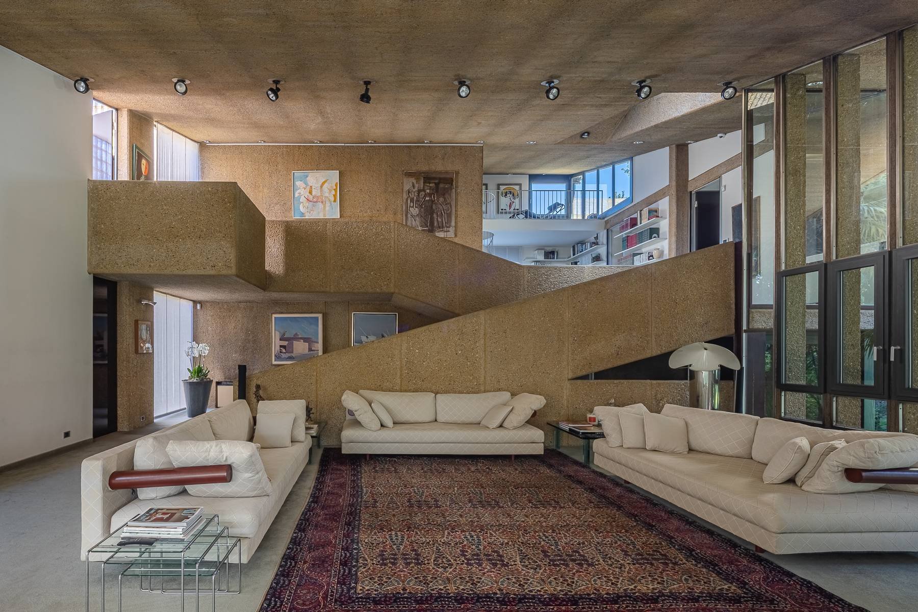 fy-francesco-castiglioni-brutalist-villa-cusano-milanino-10.jpg