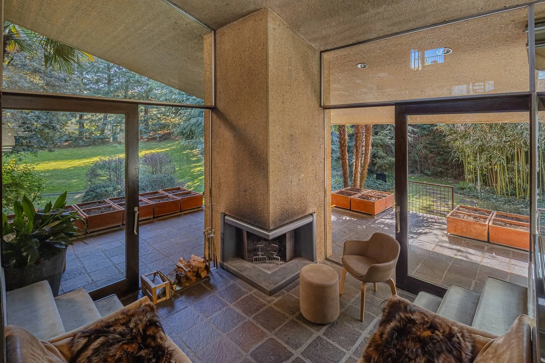 fy-francesco-castiglioni-brutalist-villa-cusano-milanino-12.jpg