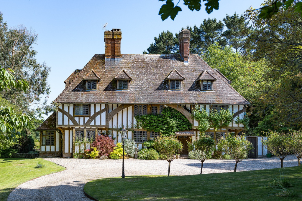 FY-falconers-salcombe-devon-1925-british-empire-exhibition-house-24.png