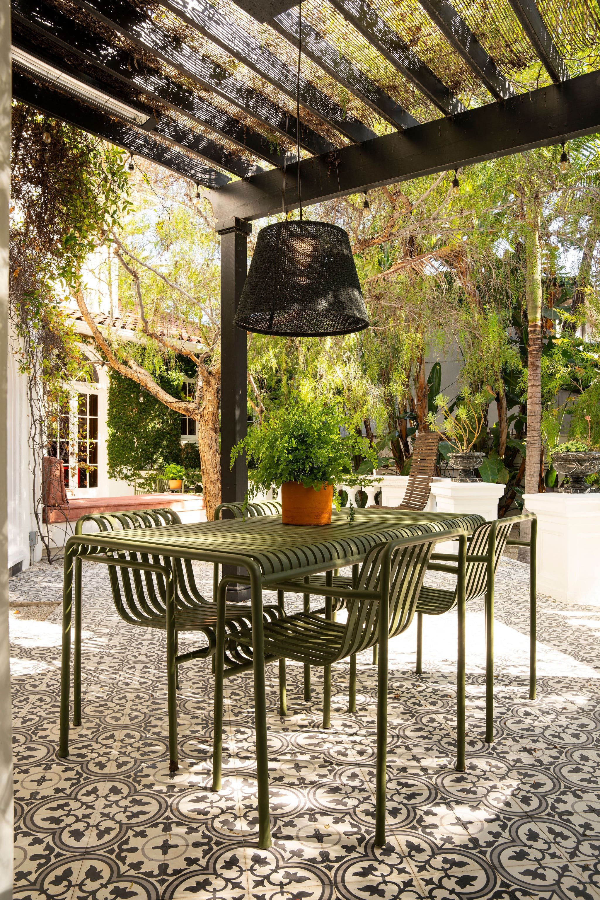fy-the-longtime-los-angeles-home-of-creative-director-marc-atlan-1923-mediterranean-revival-27.jpg