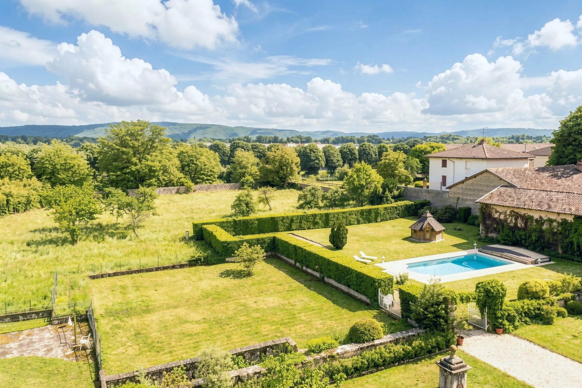fy-historic-chateau-bourg-en-bresse-france-for-sale-3.jpg