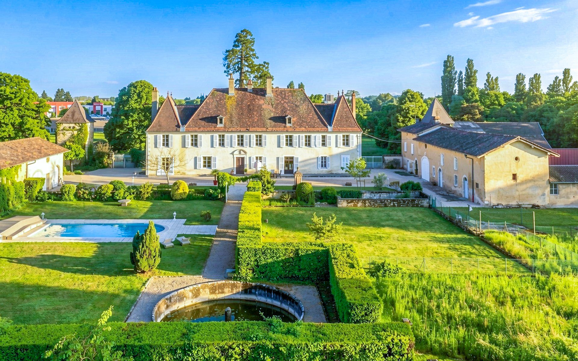 fy-historic-chateau-bourg-en-bresse-france-for-sale-10.jpg
