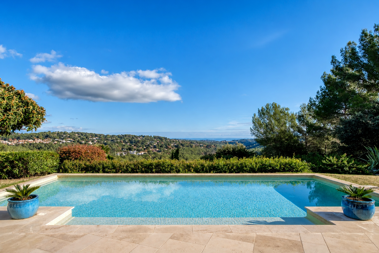 francis-york-valbonne-french-riviera-villa-lazazu-co-ownership5.png