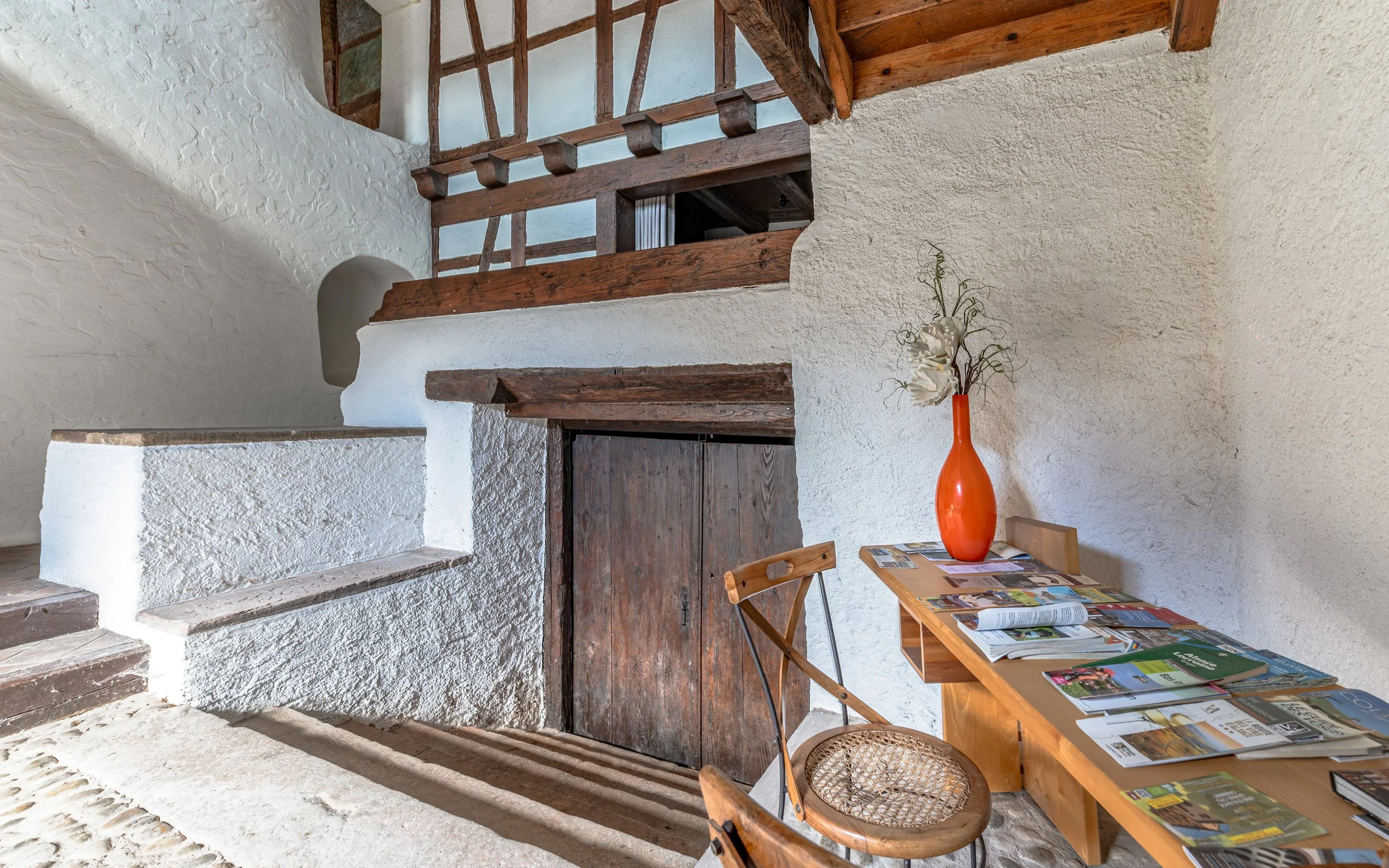 francis-york-jacques-couelle-fireplace-andlau-alsace-wine-route-auction-60.jpg