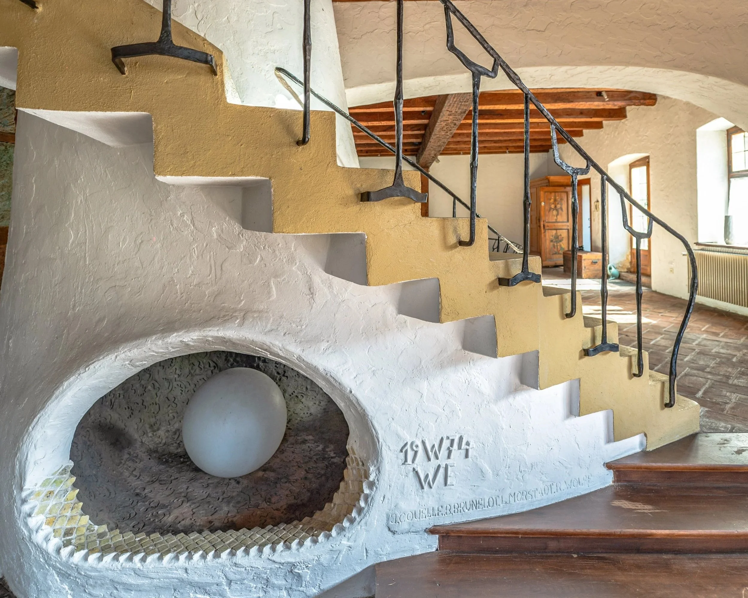 Former Abbey Residence with a 1970s Jacques Couëlle Fireplace Heads to Auction