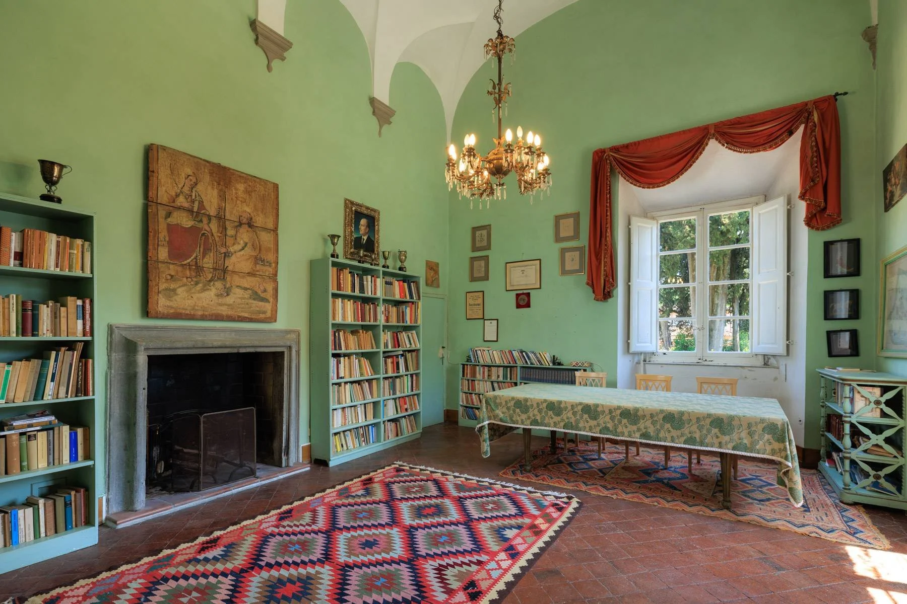 francis-york-renaissance-villa-near-lucca-for-sale-5.jpg