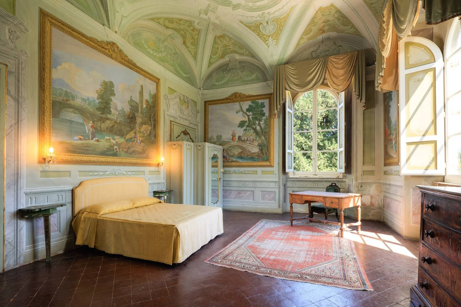 francis-york-renaissance-villa-near-lucca-for-sale-18.jpg