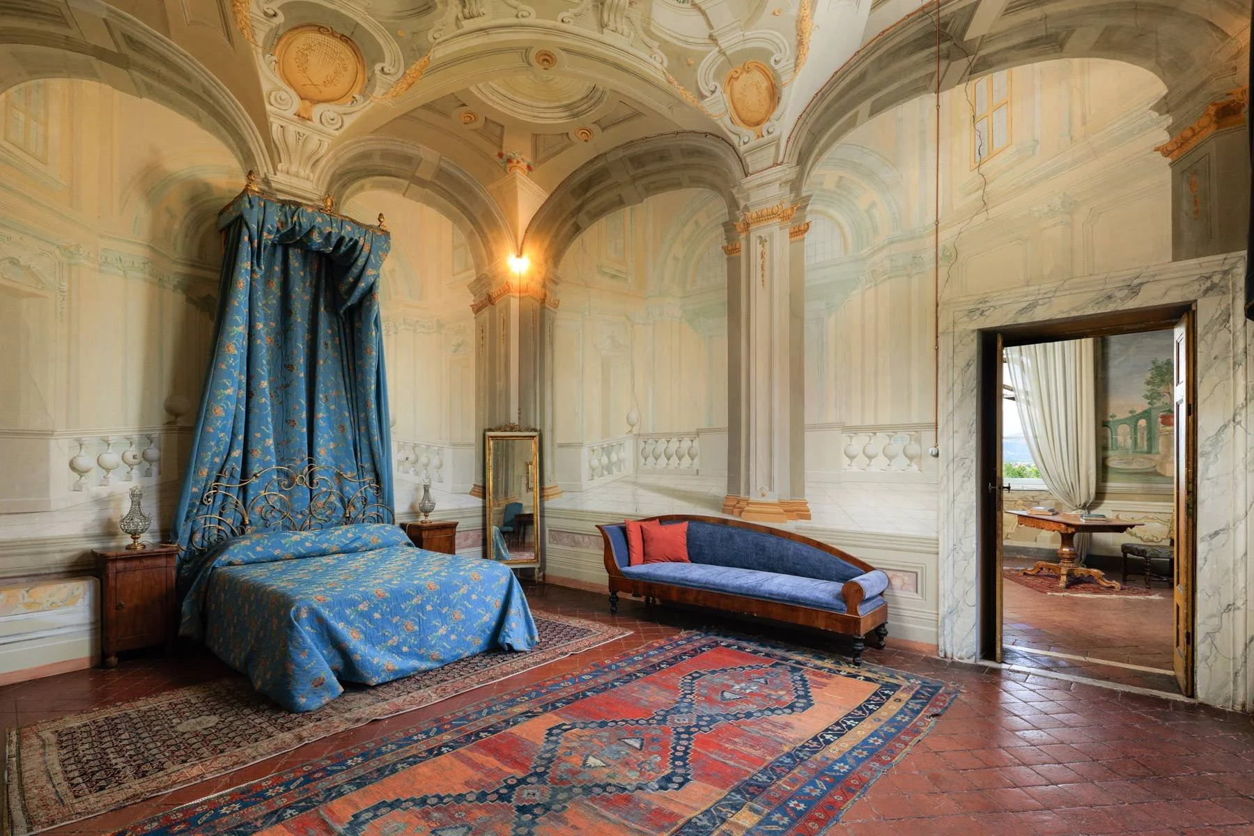 francis-york-renaissance-villa-near-lucca-for-sale-23.jpg