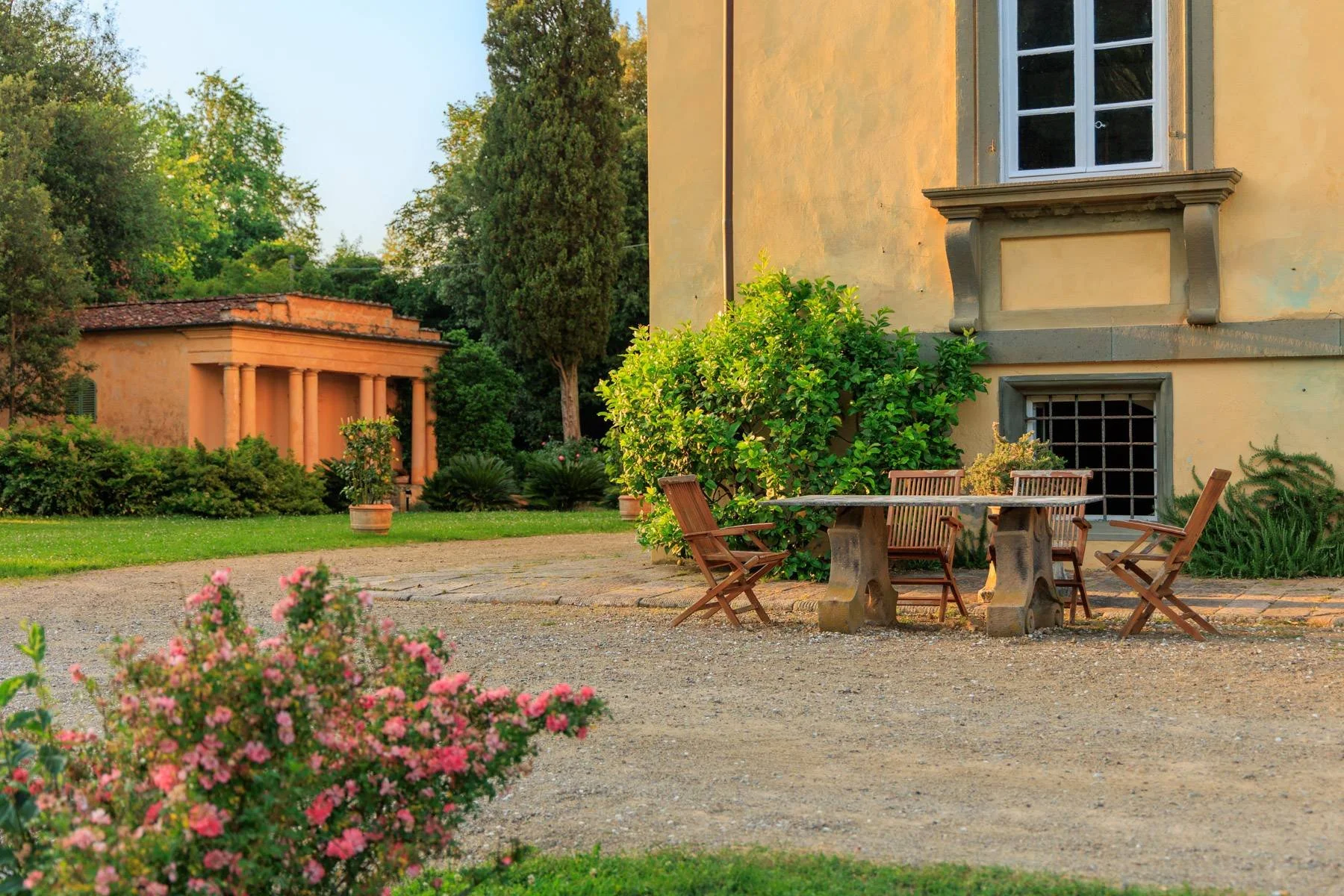 francis-york-renaissance-villa-near-lucca-for-sale-47.jpg