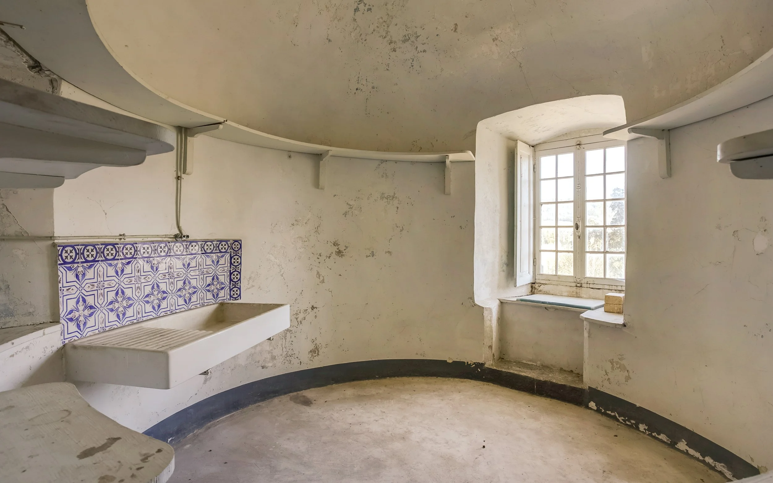 francis-york-chateau-de-domblans-jura-france-for-sale-13.jpg