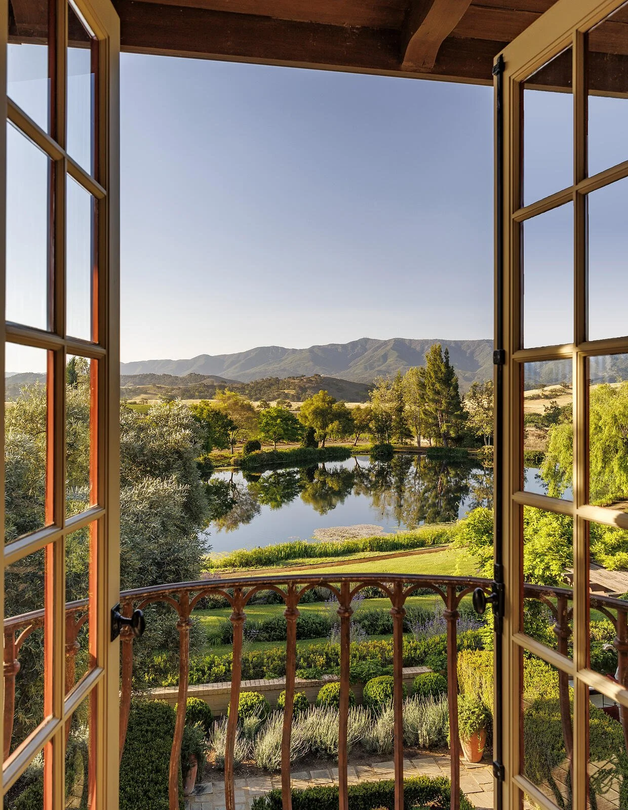francis-york-westerly-estate-santa-ynez-california-wine-country-20.jpg