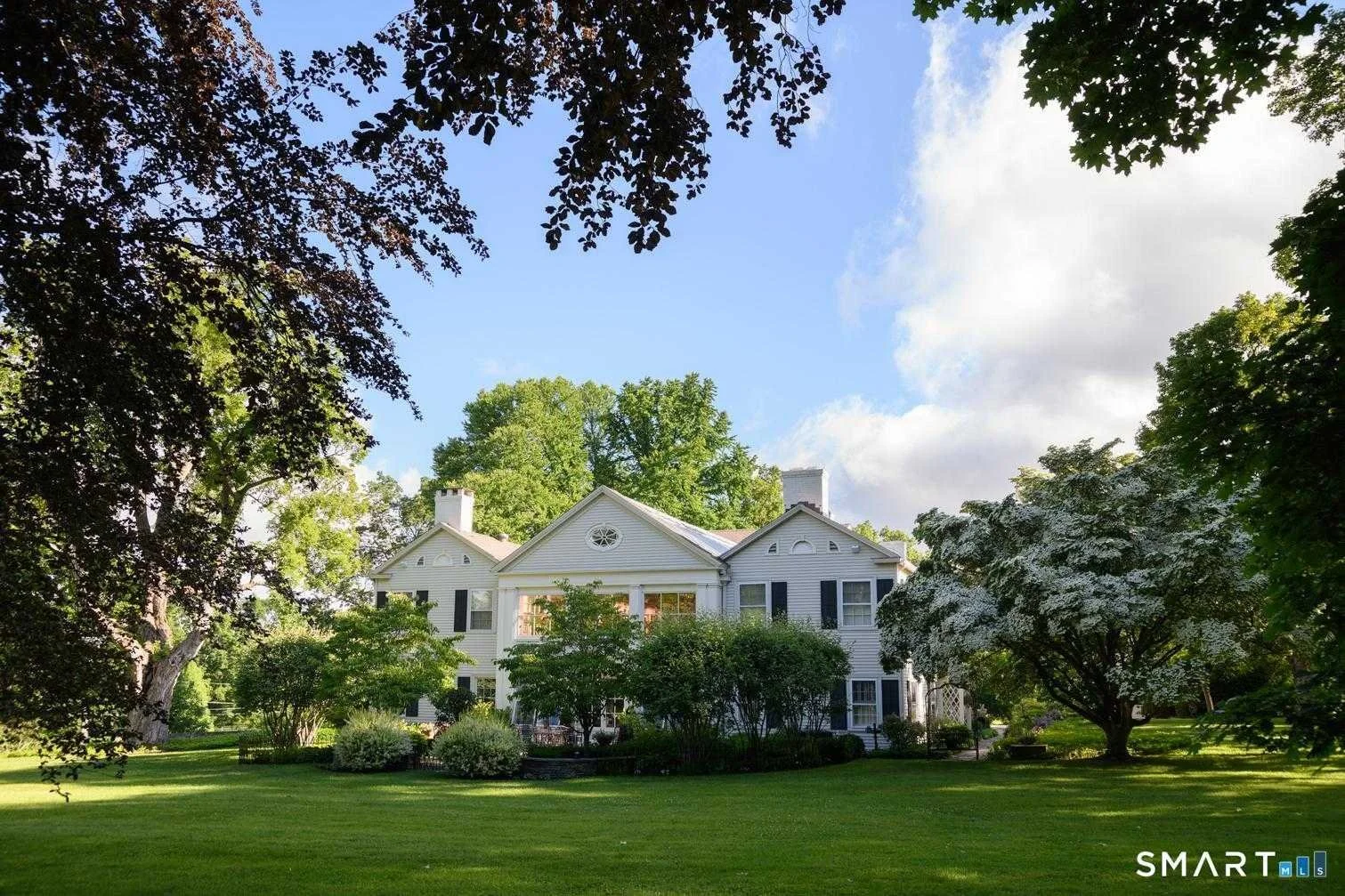 francis-york-great-elm-connecticut-mansion-5.jpg