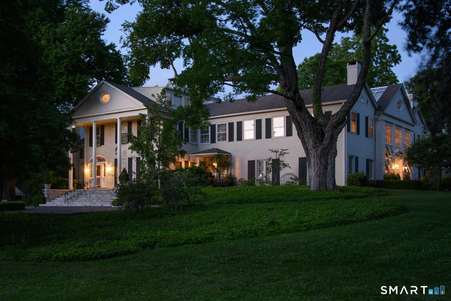 francis-york-great-elm-connecticut-mansion-30.jpg